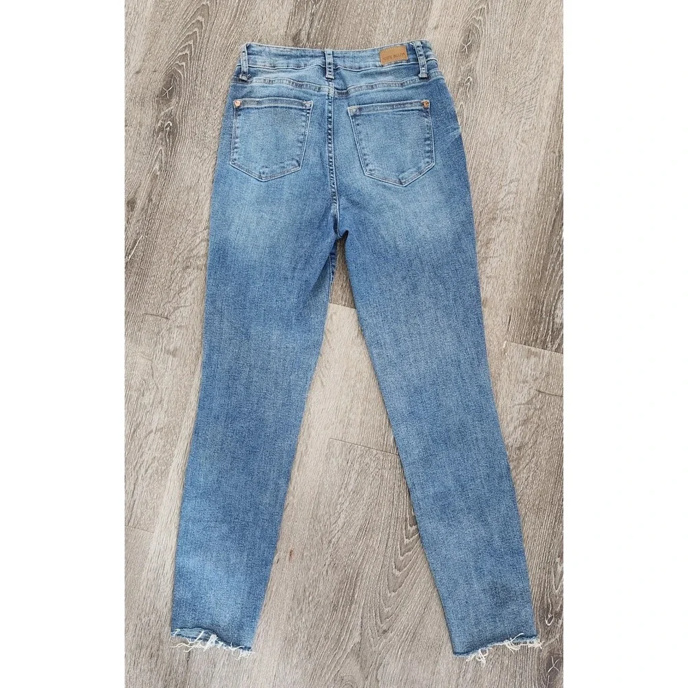 Judy Blue Relaxed Fit High Rise Raw Hem Jeans Medium Wash 3/26